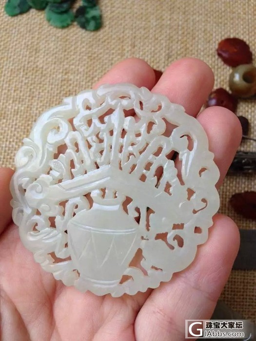 ┋笔墨紫燕┋创汇期冰种双色翡翠如意钱币纹大