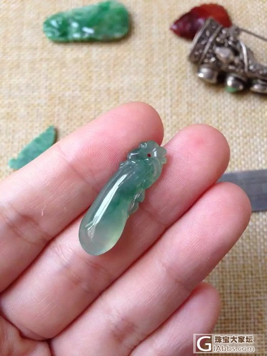 ┋笔墨紫燕┋创汇期冰种双色翡翠如意钱币纹大